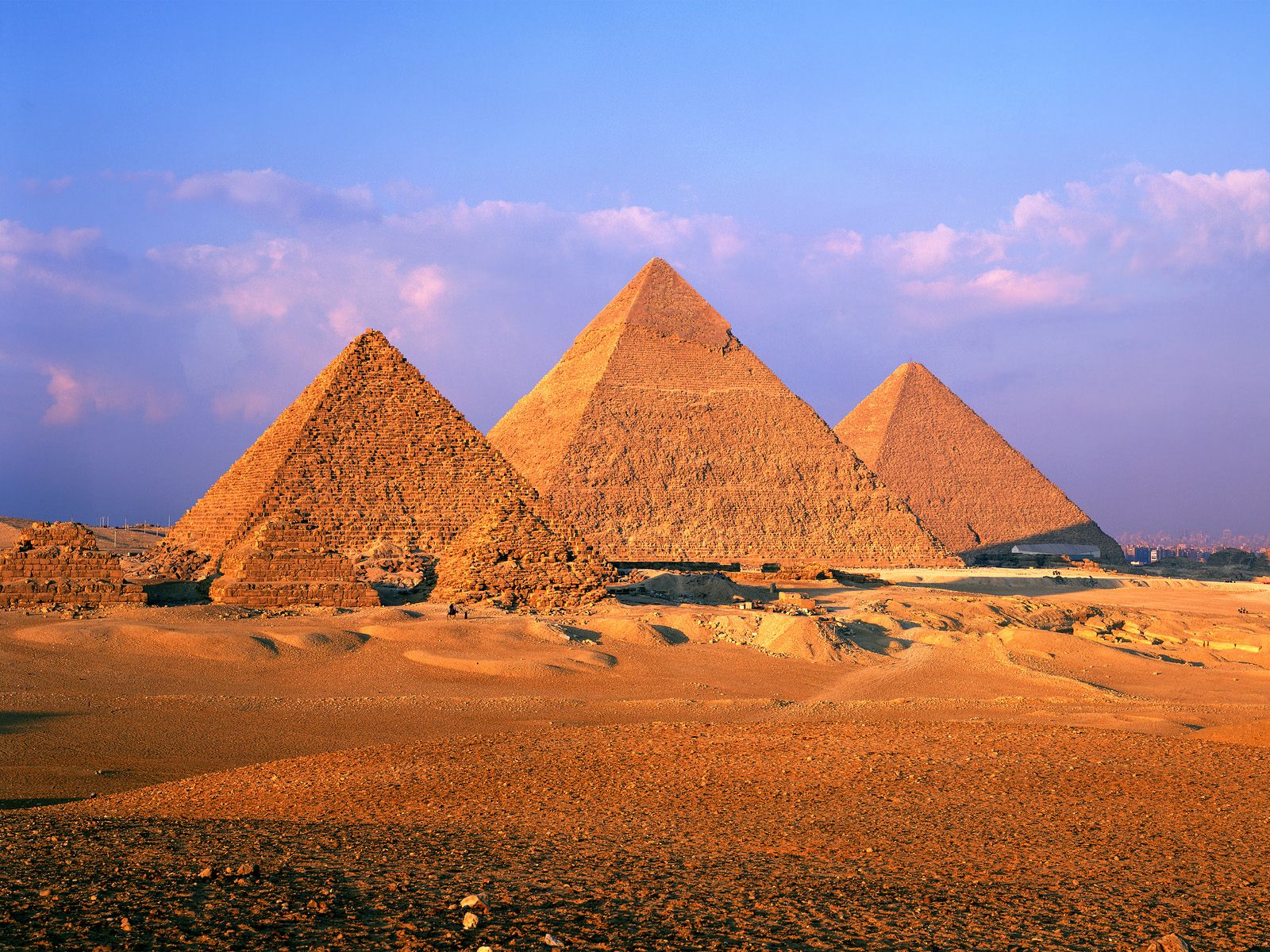 Pyramids of Giza 10 interesting facts about the Great Pyramid of Giza